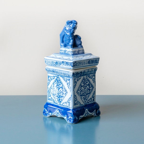 Ceramic Ginger Jar With Foo Dog, Old Container With Lid, Pottery Storage Box, Decorative Pot With Blue Motif, Rustic Kitchen Decor,