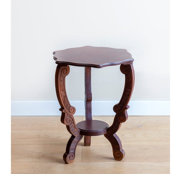 Round Table With Scalloped Edge, Old Side Table With Hand Carved Legs, Dark Brown Wooden Coffee Table, Rustic Plant Stand