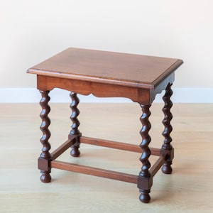 Antique Barley Twist Table, Mahogany Side Table With Turned Legs, Dutch Console Table, Rustic Coffee Table, Colonial Home Decor