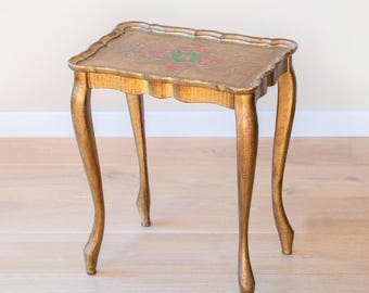 Florentine Gilded Side Table, Italian Additional Ornament Table, Gold Leaf Coffee Table With Scalloped Edge, Rococo