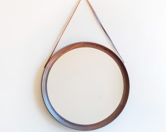 1960年代 デンマーク製チーク材のラウンドミラー、レザーストラップ