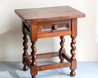 Mesita auxiliar de roble antiguo con patas torneadas - Mesita de noche rústica - Estilo casa de campo inglesa
