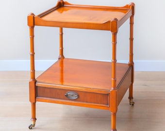 Mesa auxiliar vintage de imitación de bambú - Carrito de dos niveles con cajón y ruedas