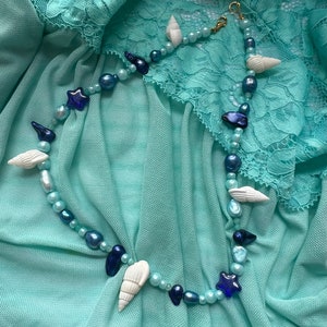 Pearl Beaded Necklace Mermaid Blue Shell image 3