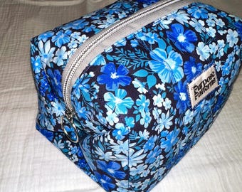 navy floral quilted beauty tote | cotton tote | floral zipper pouch | handmade in USA | makeup pouch | flower bag | gift | accessories