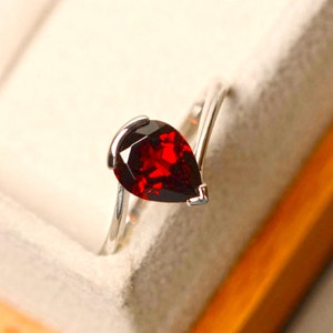 100/% Natural White Topaz Octagon 925 Sterling Silver Ring Valentine/'s day Gift For Her Christmas Gift.