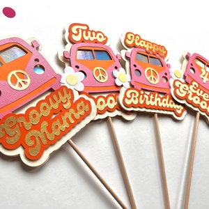 GROOVY CAKE TOPPER
