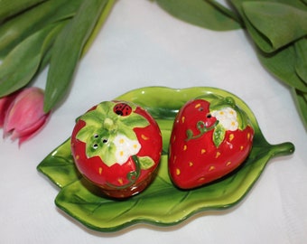 Strawberry Salt + Pepper Set on a Leaf Tray