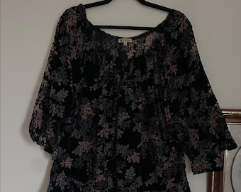 Vintage Floral Off-the-Shoulder Velvet Top