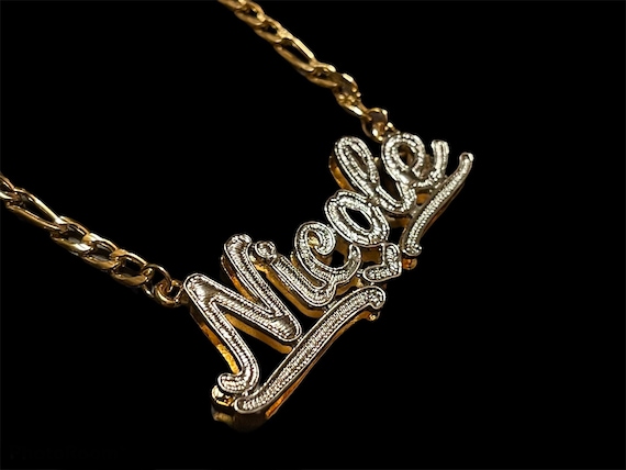 name necklace trend