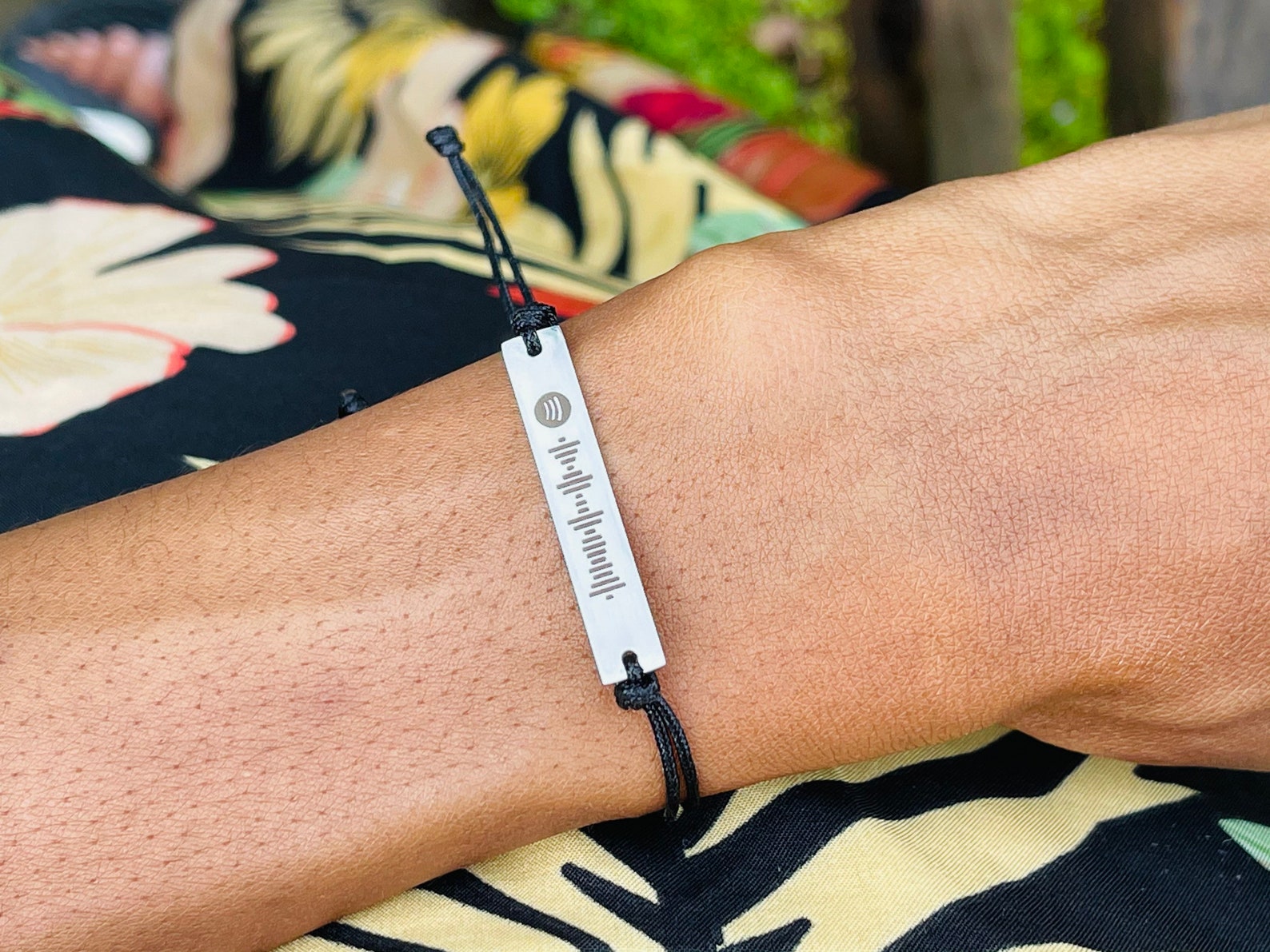 spotify code bracelet