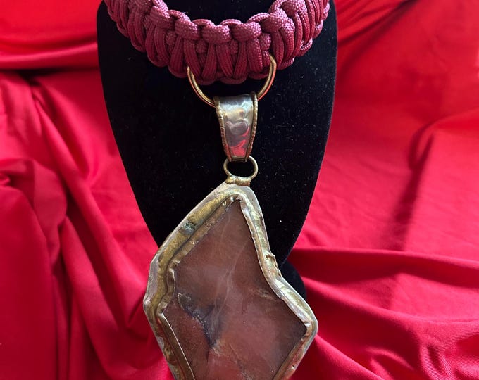 SALE - Paracord King Cobra Knot Choker: Large stone piece Africa shape pendant design