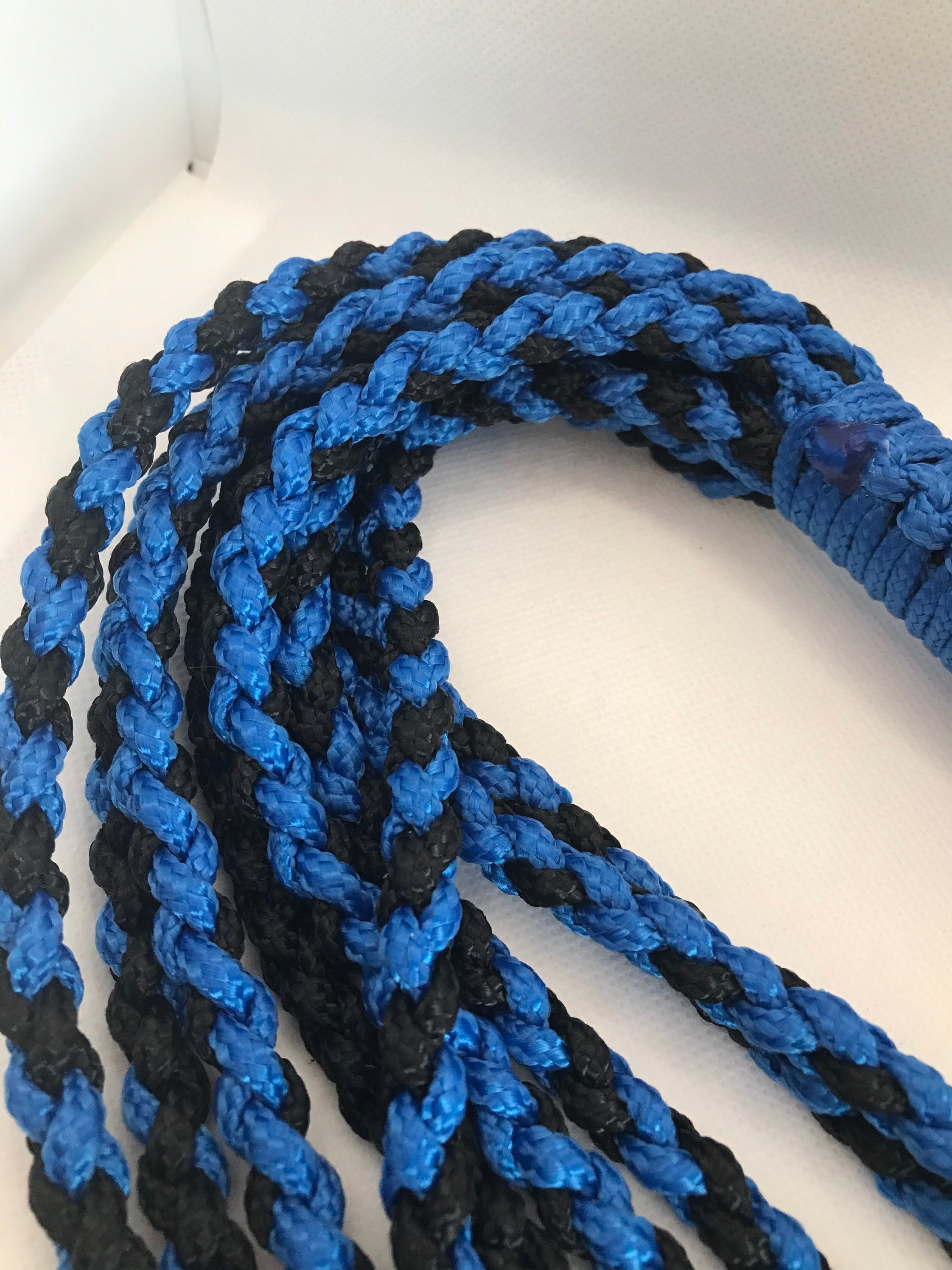 Paracord Cat O Nine Tails Various Colours Vegan Friendly
