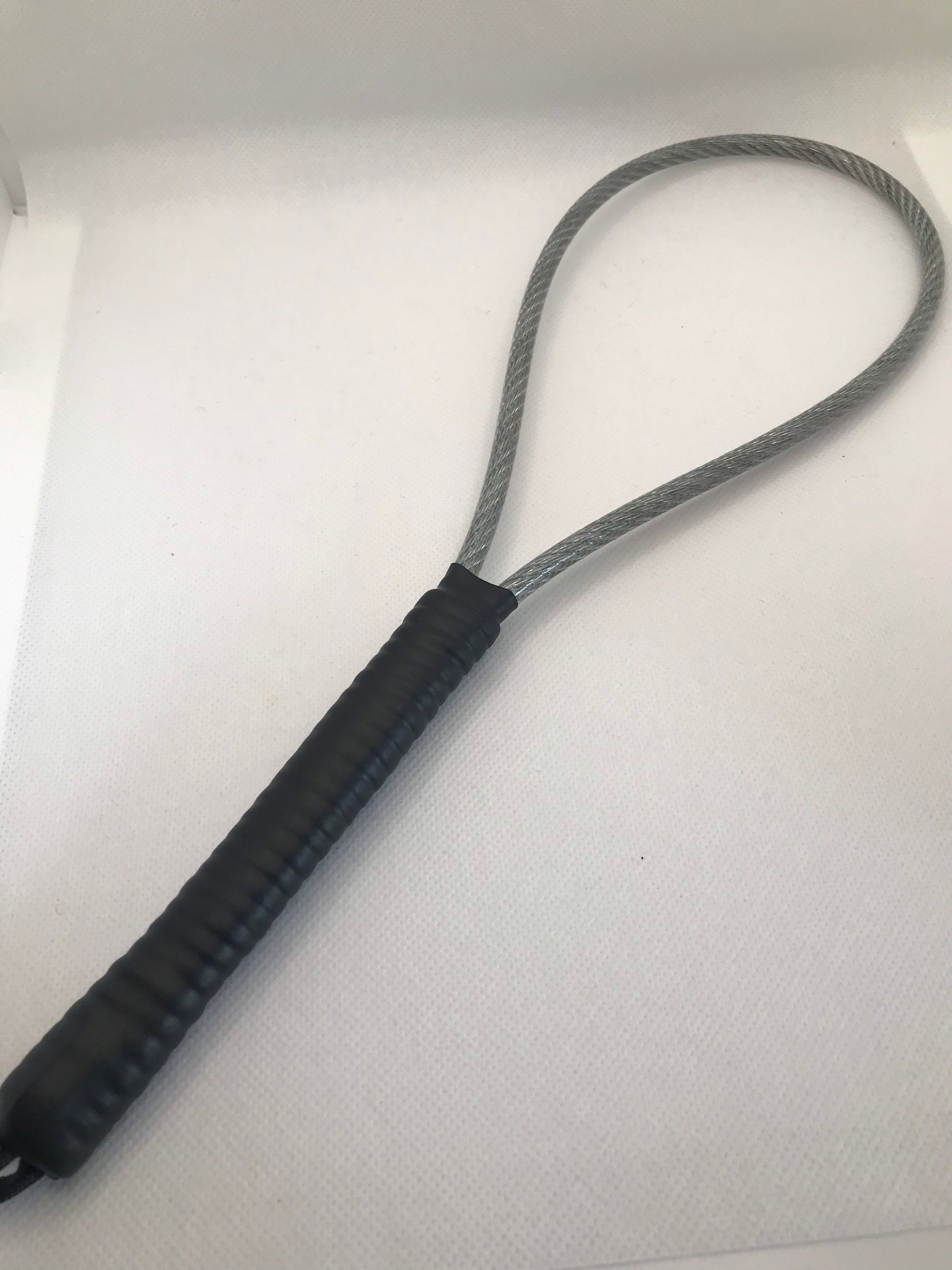 Twisted fFlexible Steel Cable Coated Loop, Vegan Friendly