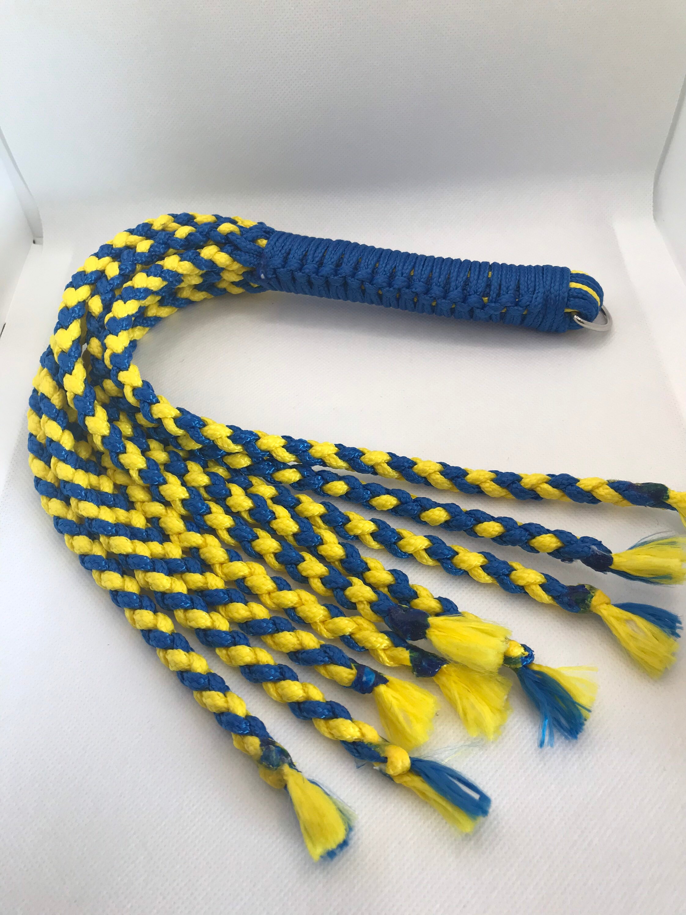 Paracord Cat O Nine Tails Various Colours Vegan Friendly