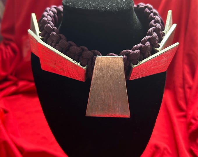 SALE - Paracord King Cobra Knot Choker: Silver large Design Pendant