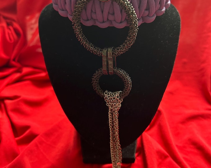 SALE - Paracord King Cobra Knot Choker: Drop circle metal pendant
