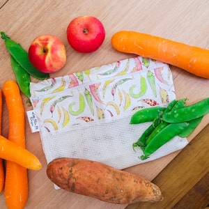 lightweight cotton reusable produce bags | farmer market fruit and vegetable bags with zipper | fridge food storage & great gifts Gum Leaves