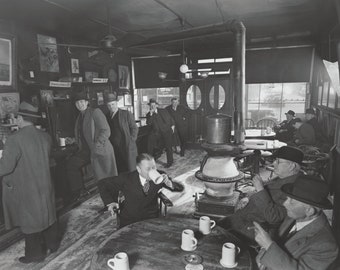 Berenice Abbott Photography Print – McSorley's Ale House, NYC Black and White
