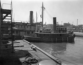 East River Dock in Manhattan - New York City Print - Vintage NYC - NYC Photography - NYC Poster - Wall Decor