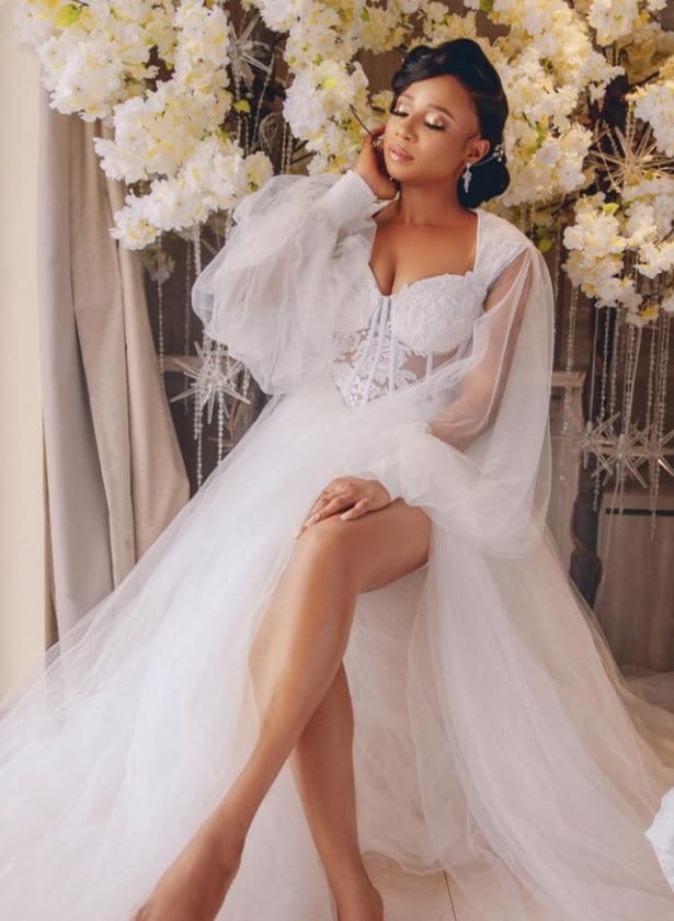 White lace shop bridal robe long