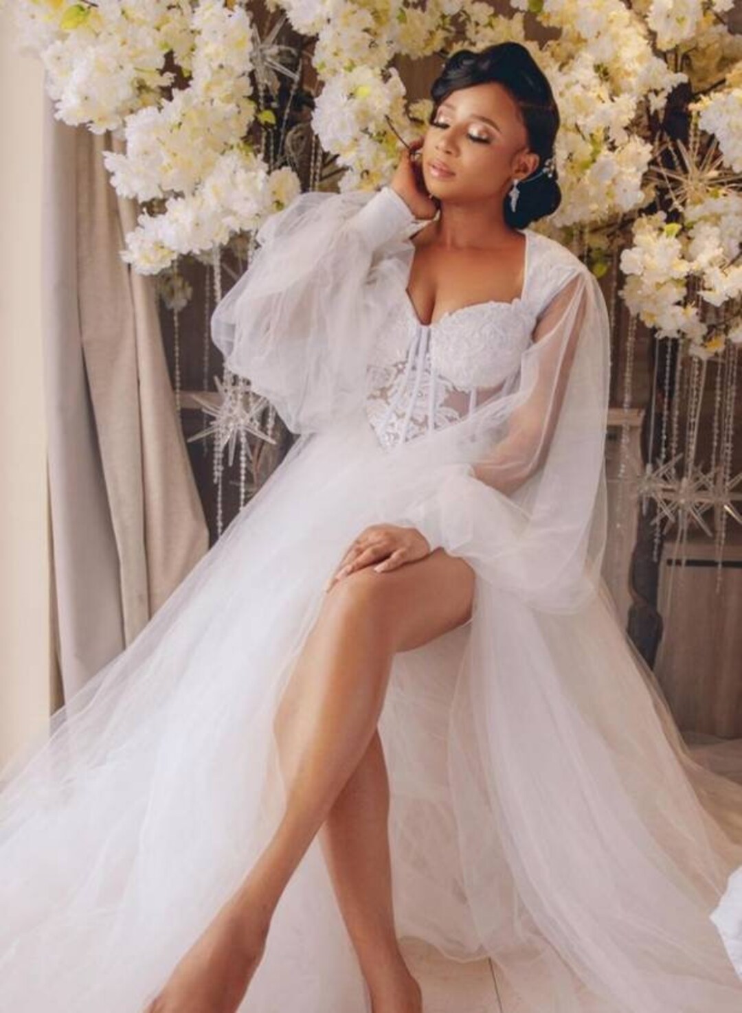 White Bridal Robe With Lace Embroidery/wedding Robe/fur Trimmed Robe ...