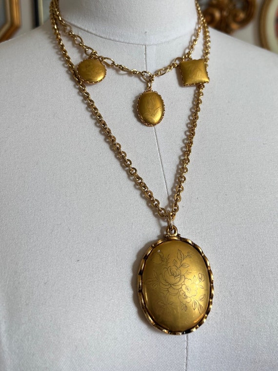 Vintage Gold Tone Pendant & Charm Necklaces - image 3