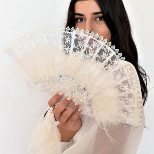 Bridal Feather Fan, Wedding Lace Fan, Luxurious Hand Fan, Best Mother of the bride Gift, Photobooth Vintage Style, Summer Bridal Accessories