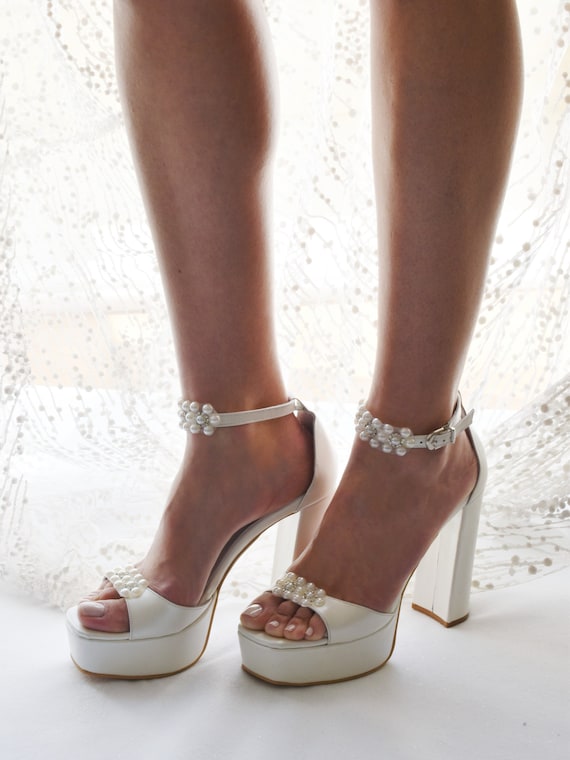 Zapatos de plataforma de boda de marfil perla tacones altos - México
