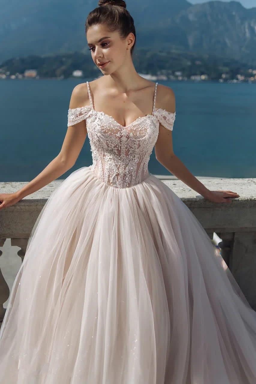 LuxbridalStudio Gorgeous Beading Lace Tulle Wedding Dresses,Off The Shoulder Bridal Gown,Princess Ballgown Wedding Dress