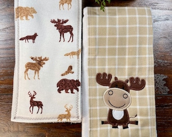 Moose Burp Cloth Set, Outdoor Cloth Diaper Burp Rag, Baby Necessity, Woodland Nursery Decor, Forest Baby Shower Gift, Soft Spit Towel