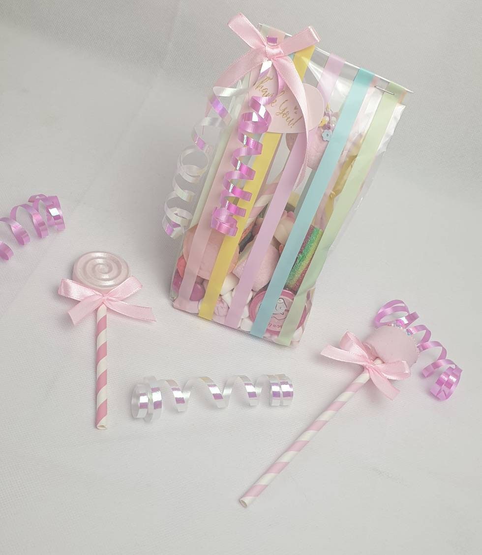 Ready Made Pre Filled Favours Sweet Cones Childrens Party Bags SUPER HERO SWEETS