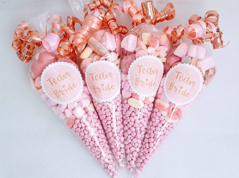 PERSONALISED SWEET CONES Party bag fillers