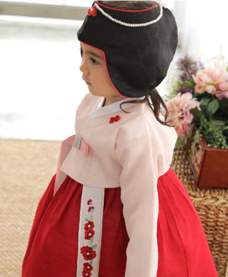 hanbok made of