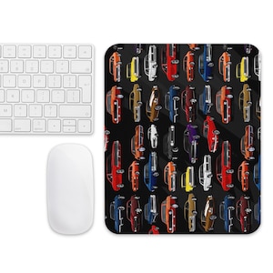 Den ultimata muskelbilsextravagansan från 60-talet: Chevy, Ford, Dodge Nova, Camaro, Corvette, Charger, Challenger Musmatta