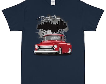 1957 Red Chevy Apache Pickup Truck Detroit Iron T-shirt stampata