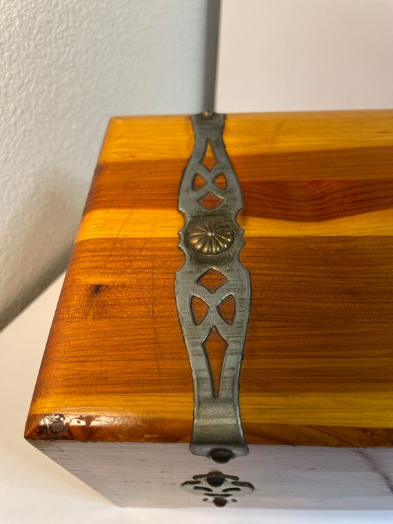 Vintage McGraw Box Co. New York Cedar Wood Jewelry Tr… Gem