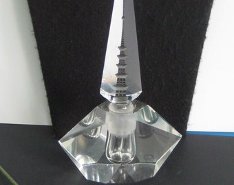 Vtg PARFUMEUSE/ PAGODA Perfume Flake in CRYSTAL 8'' high