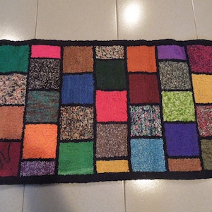 ALFOMBRA CON GANCHO hecha a mano 34&#39;&#39; X 20&#39;&#39;1/2 Alfombra de ganchillo con algodón
