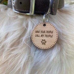 Grappige houten dog tags