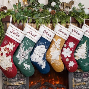 Personalized Christmas Stocking Vintage Embroidered Stockings Classic Velvet Family Stockings Luxury Applique Stockings for Home Decoration