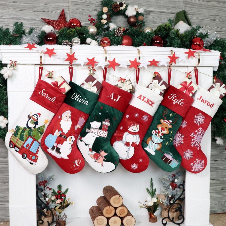 Personalized Christmas Stockings Velvet Stocking for Holiday Decoration Applique Stocking Embroidered Custom Name Christmas Gift for Family 