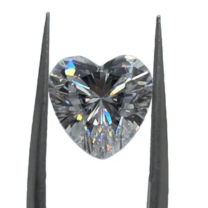 LOTUSMAPLE 0.1CT - 4CT heart cut FL-VVS1 clarity D color handmade moissanite diamond pass the test each one ≥0.5CT including paper work