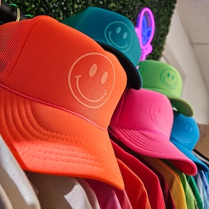 Smiley Face Hat
Bachelorette party hat, Custom bachelorette hat, Bride tribe hat, Personalized bachelorette hat, Bachelorette party headwear,