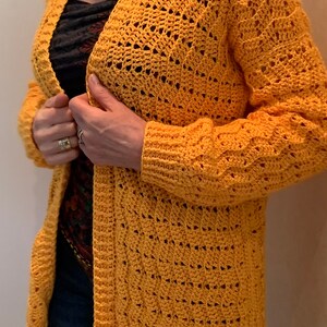 Cover Me With Sunshine Cardigan PATTERN English US Spanish Dutch 画像 4