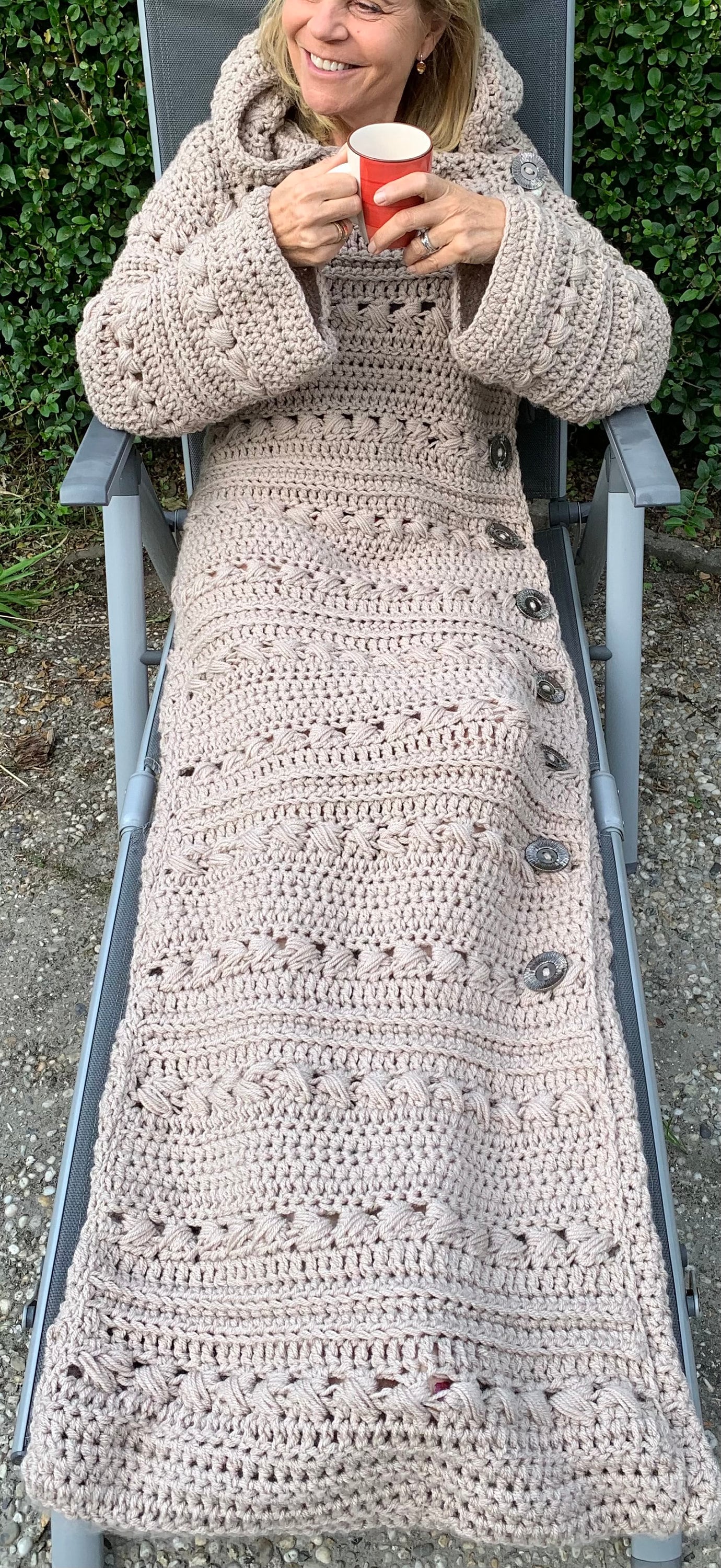 Cozy Couch Cardigan crochet PATTERN English USANederlands and Spanish