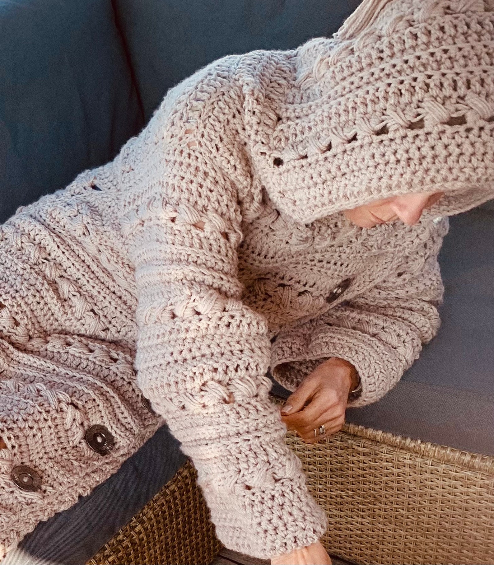 Cozy Couch Cardigan Crochet PATTERN English Usanederlands and Spanish