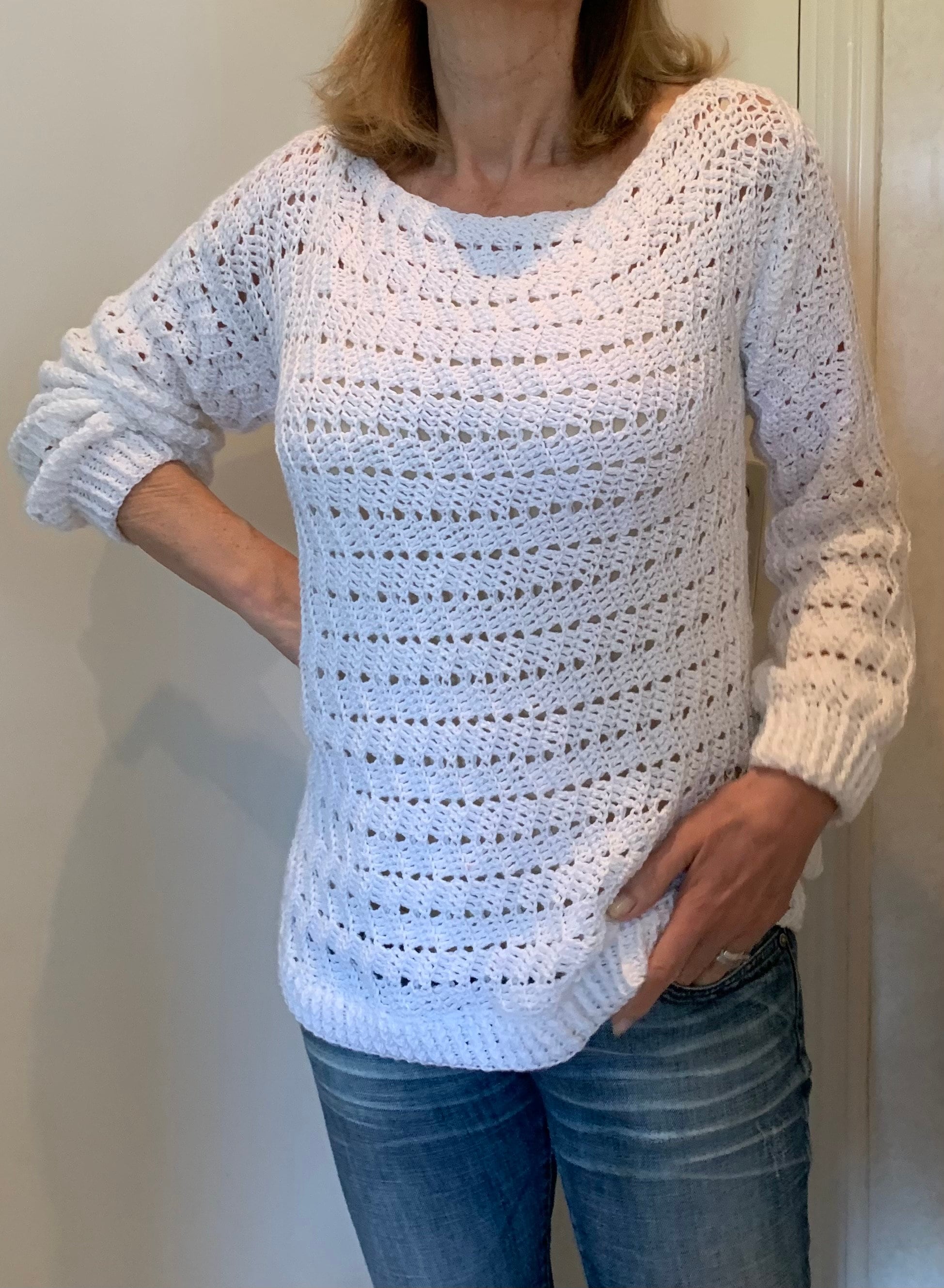 EZ Breezy White Sweater Crochet Pattern English USA & DUTCH