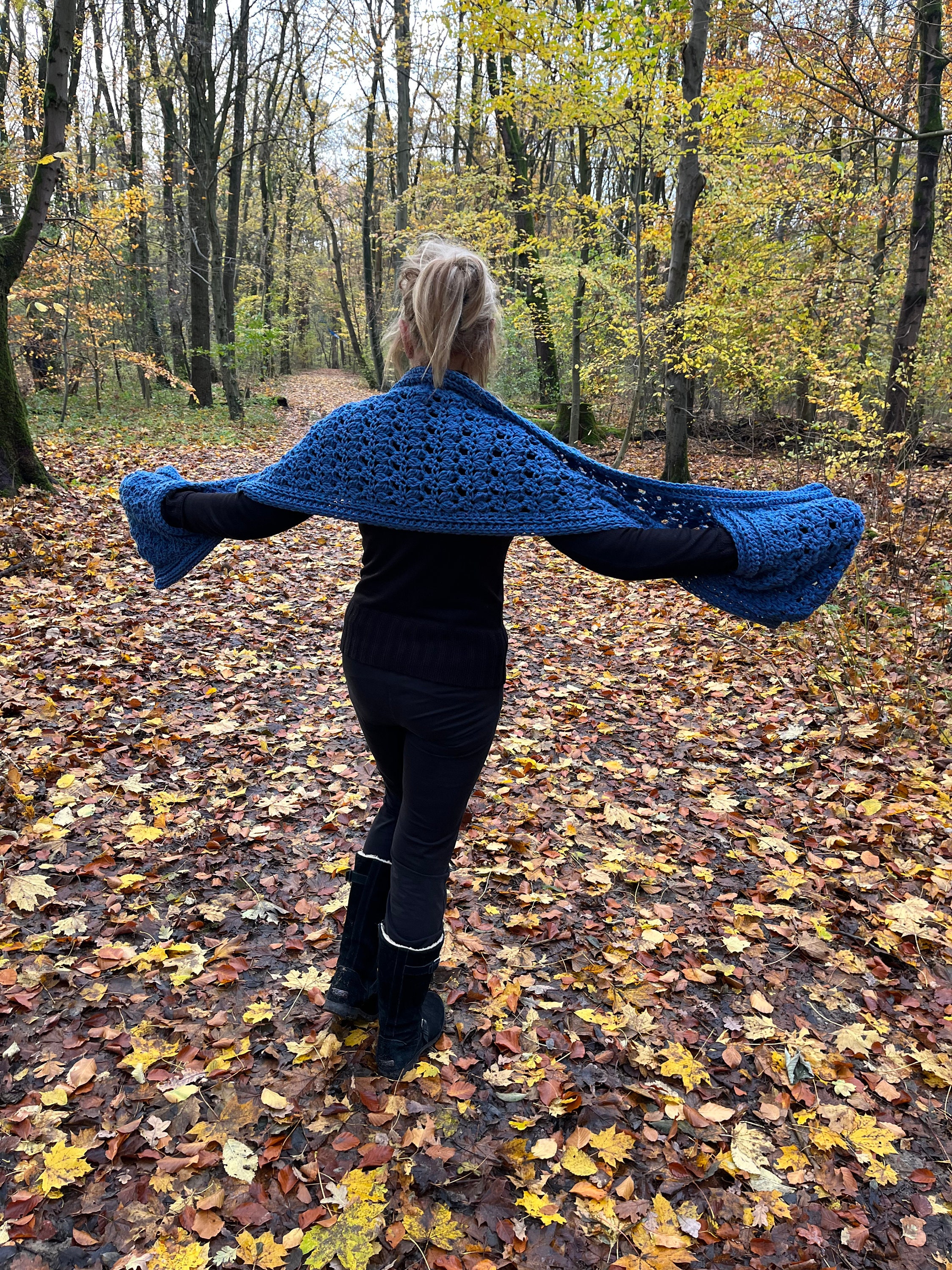 Eco Chique Pocket Shawl, Crochet Pattern English USA & Dutch, Crochet ...