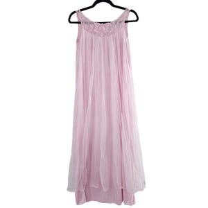 sabrina pink babydoll dress Vintage Victoria's Secret, Sabrina Carpenter, pink and black babydoll Angelic Splash